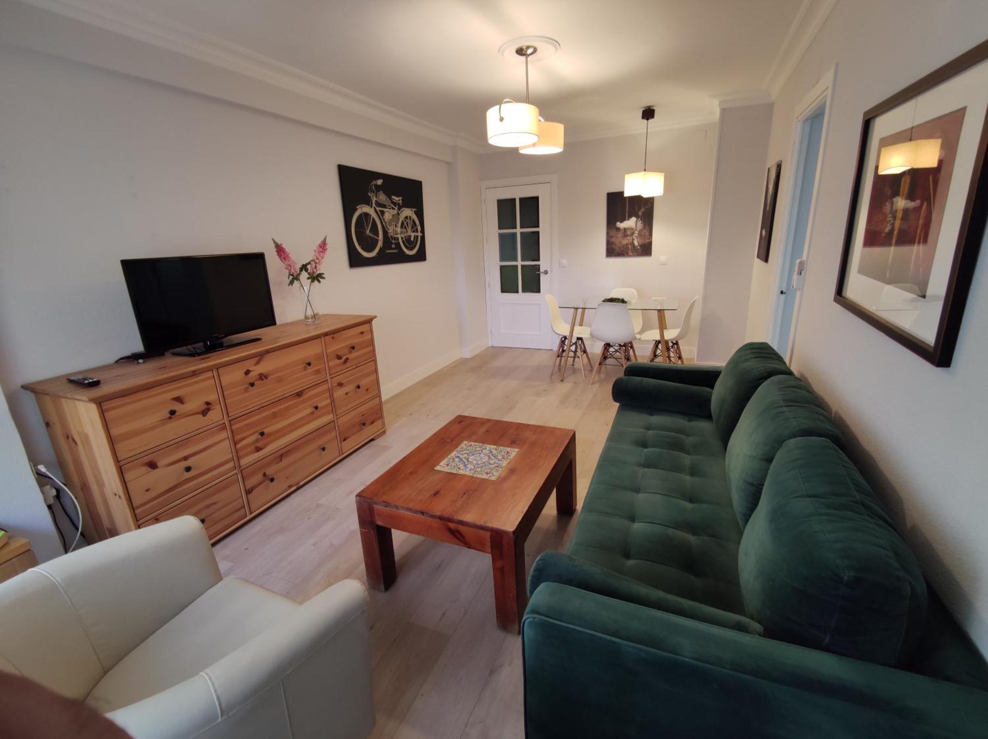 Apartamento Celia เซบีญา ภายนอก รูปภาพ